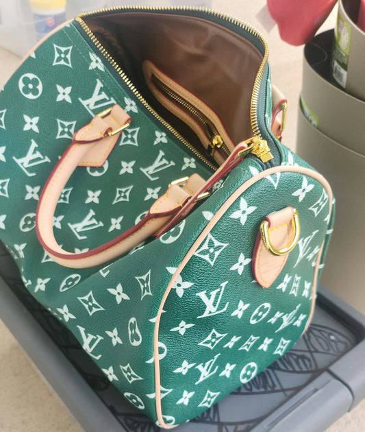 Green 30cm Handbag image 0